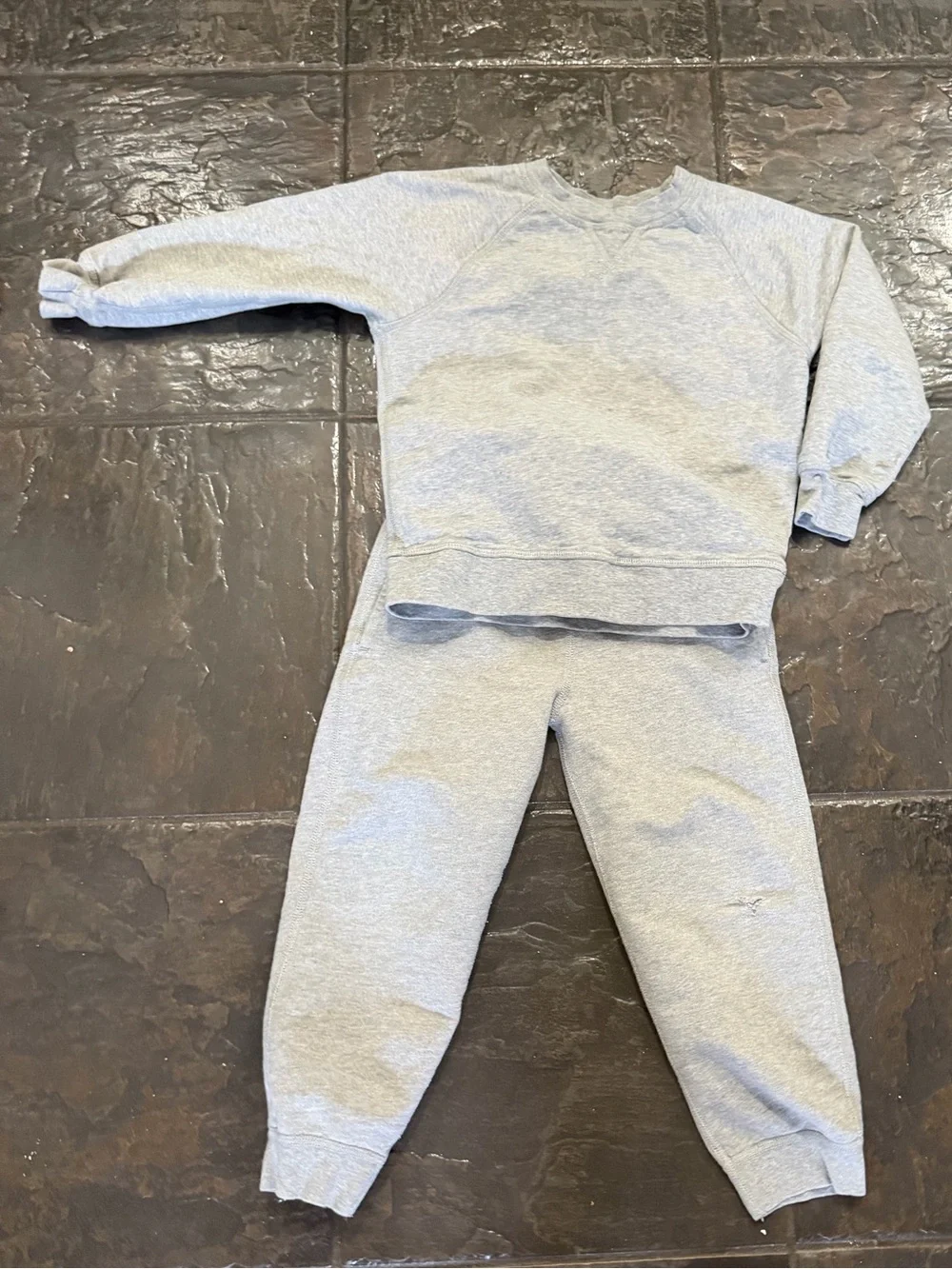 Hanna Andersson Kids Gray Sweatshirt & Jogger Set Size 5 Cozy Matching Lounge